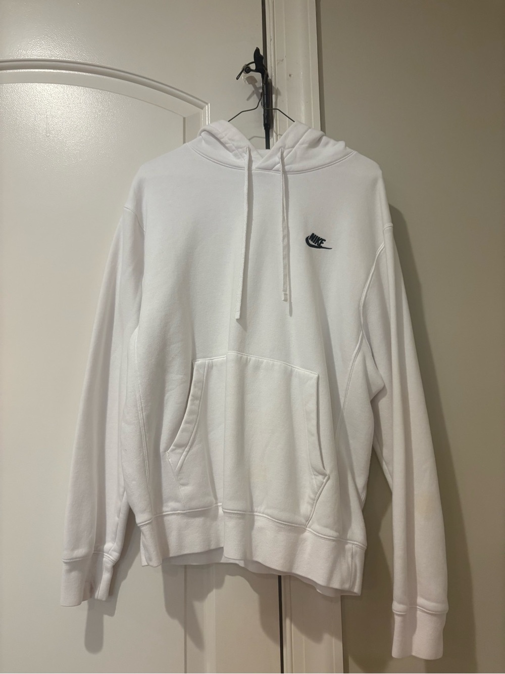 Nike White Pullover Hoodie with Small Logo